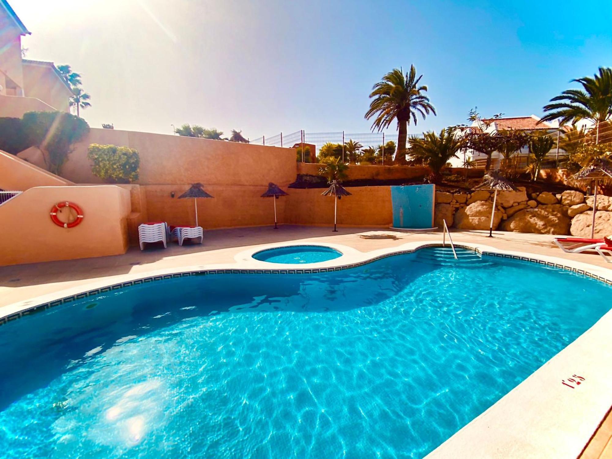 La Paz. Lovely Apartment Overlooking The Golf And Sea サンミゲル・デ・アボナ エクステリア 写真