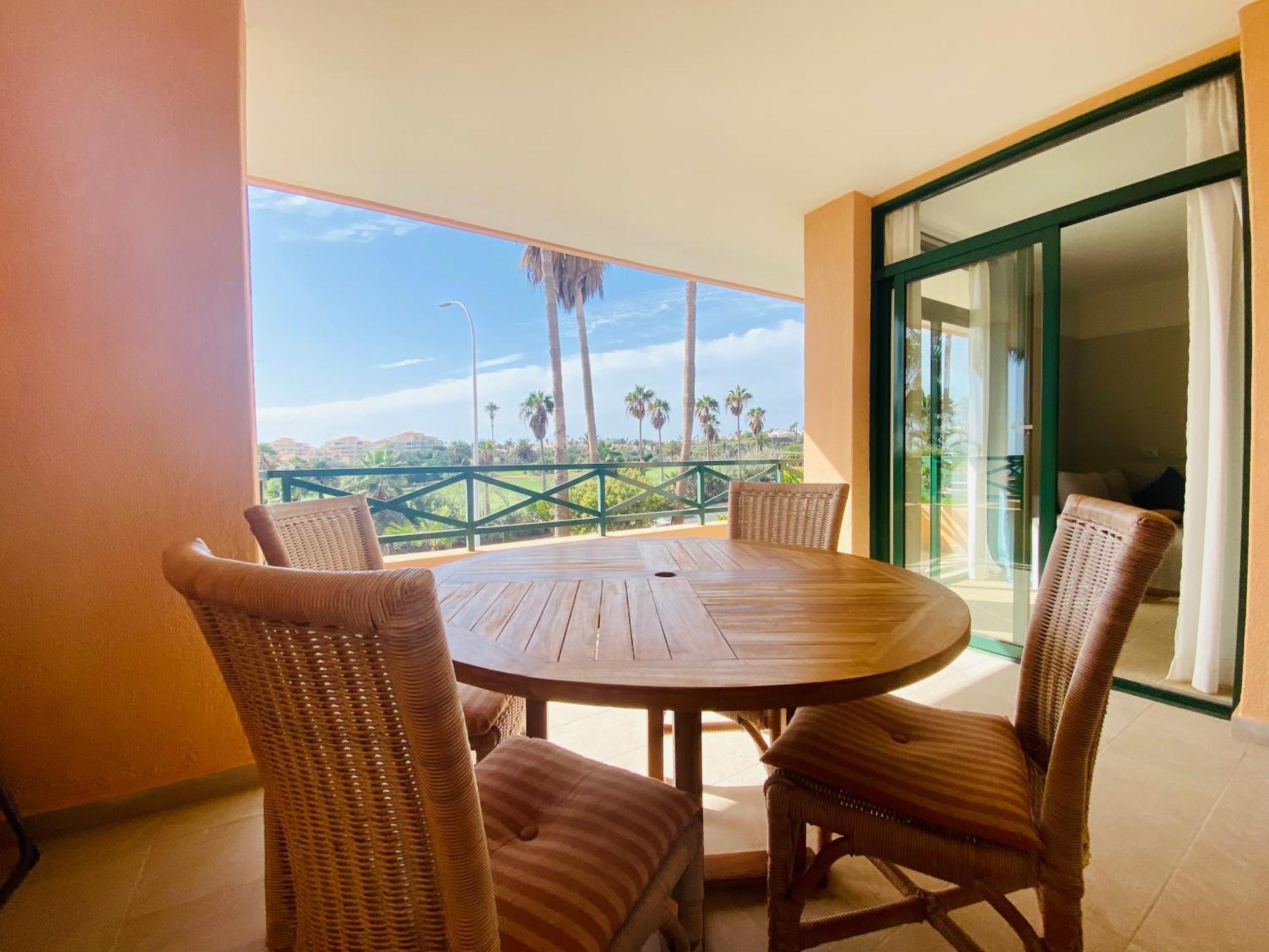 La Paz. Lovely Apartment Overlooking The Golf And Sea サンミゲル・デ・アボナ 部屋 写真
